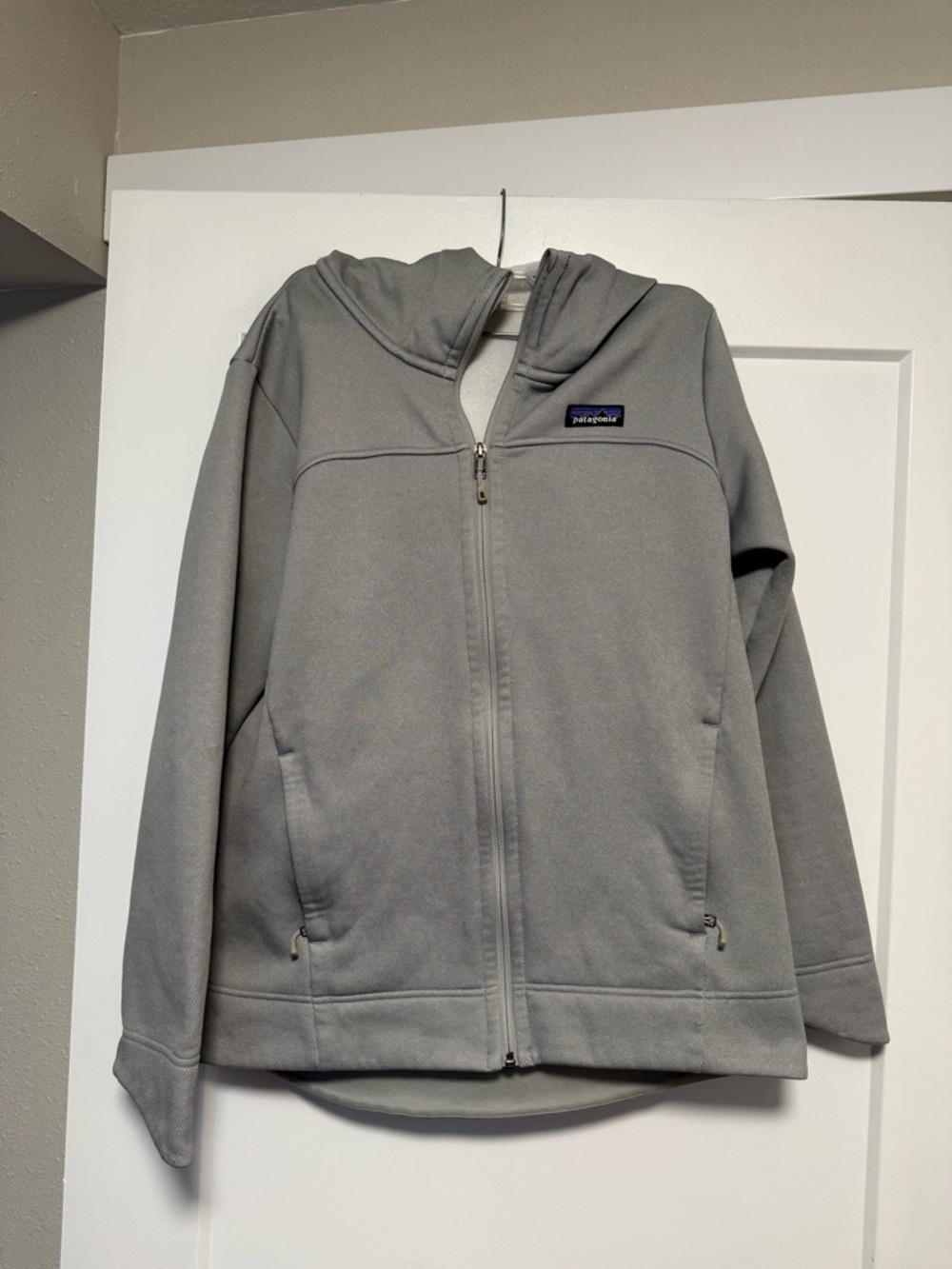 Patagonia Women’s Ukiah Hoody size M - Picture 2 of 6